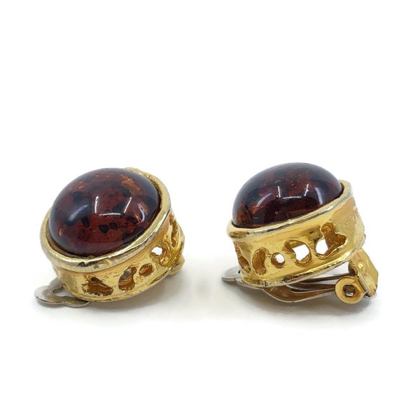 No Brand Jewelry - Vintage Amber Glass Clip On Earrings Unsigned, Chunky Round Clips